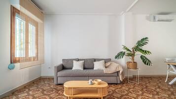 Comfort House, 2 Bedrooms | Living area | 42-inch Smart TV with digital channels