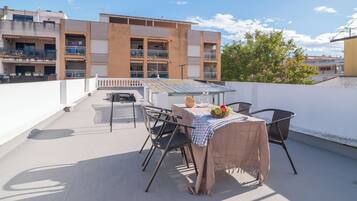 Traditional House, 3 Bedrooms | Terrace/patio