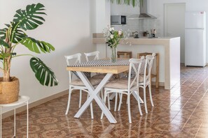 Comfort House, 2 Bedrooms | Private kitchen | Fridge, oven, toaster, griddle - Les Villetes (Moncofar)