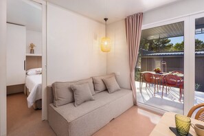 Living area - Pinadria Camping Resort (Baška Voda)