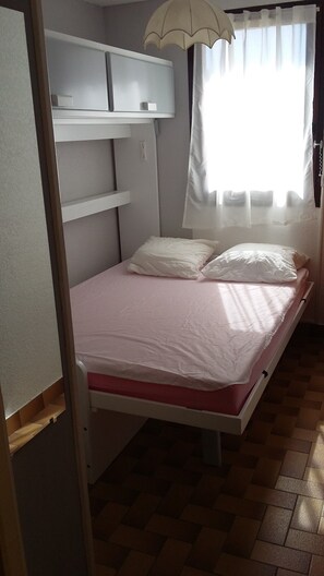 Iron/ironing board, WiFi - Apartment for 4 people At the gateway to Spain. Walk to the beach. (Saint-Cyprien)
