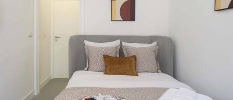 1 bedroom, iron/ironing board, travel cot, bed sheets