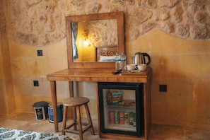 Standard Room | Premium bedding, free minibar items, individually furnished, desk - Dream of Stones Cappadocia (Nevşehir)