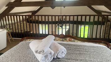 Klassieke cottage, uitzicht op meer | Een strijkplank/strijkijzer, gratis wifi