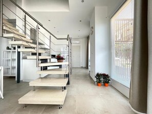 Oklassificerad bild, 2 av 14, knapp