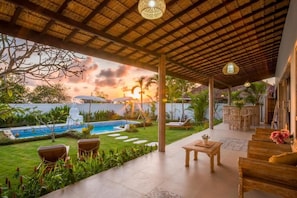 Villa, 2 Bedrooms, Smoking, Private Pool | Ruang tamu