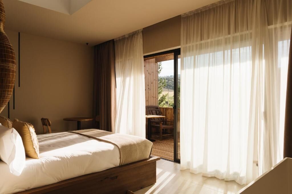 ラグジュアリー ダブルルーム マウンテンビュー | セーフティボックス (室内)、WiFi (無料)