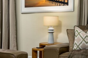 Interior - 3-Bed Georgian Townhouse Next to Wellbeing Clinic (Stirling)