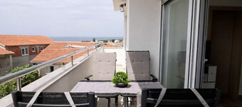 Blue Horizon Apartment