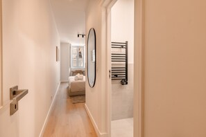 Interior - A2 NEW | Remodeled & Spacious! | Very Central (Lisboa ciudad)