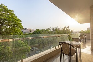 Superior Double Room, Balcony, City View | Balcony - Haris Court Hotels & Banquets DLF Phase3 (Gurugram)