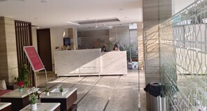 Lobby - Haris Court Hotels & Banquets DLF Phase3 (Gurugram)
