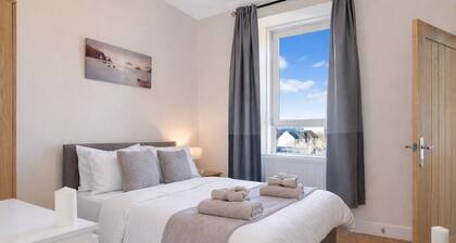 Edinburgh Beach Apartment Free On-street Parking