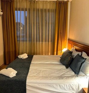 WiFi, bed sheets - Two-bedroom Apartment 300m from The Gondola lift in Bansko (Bansko)
