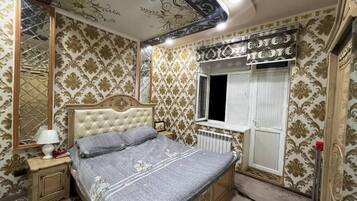 Iron/ironing board, WiFi