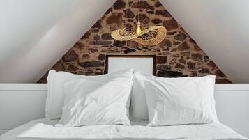 WiFi, bed sheets