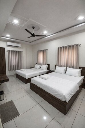 Family Quadruple Room | Desk, free WiFi - 2BHK Cozy stay Indranagar  (Jodhpur)