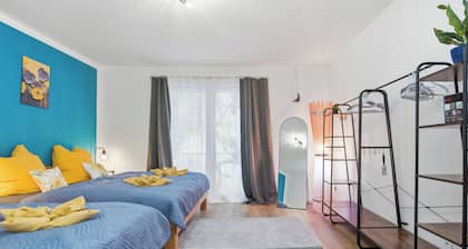 CASATUA - Central - Garage - Balcony - University - WiFi