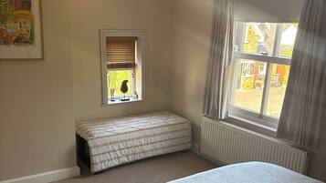 House, 3 Bedrooms, Smoking | 3 bilik tidur