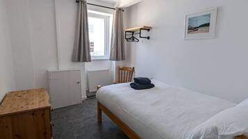 Bügeleisen/Bügelbrett, Reisekinderbett, WLAN, Bettwäsche