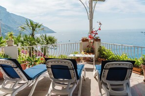 Property grounds - House of Blue (Positano)
