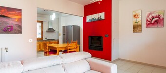 Apartment 'Valentina' with Balcony, Wi-Fi and Air Conditioning