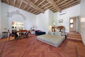 Smart TV - Relais Popolo - Luxury Suites (Roma)