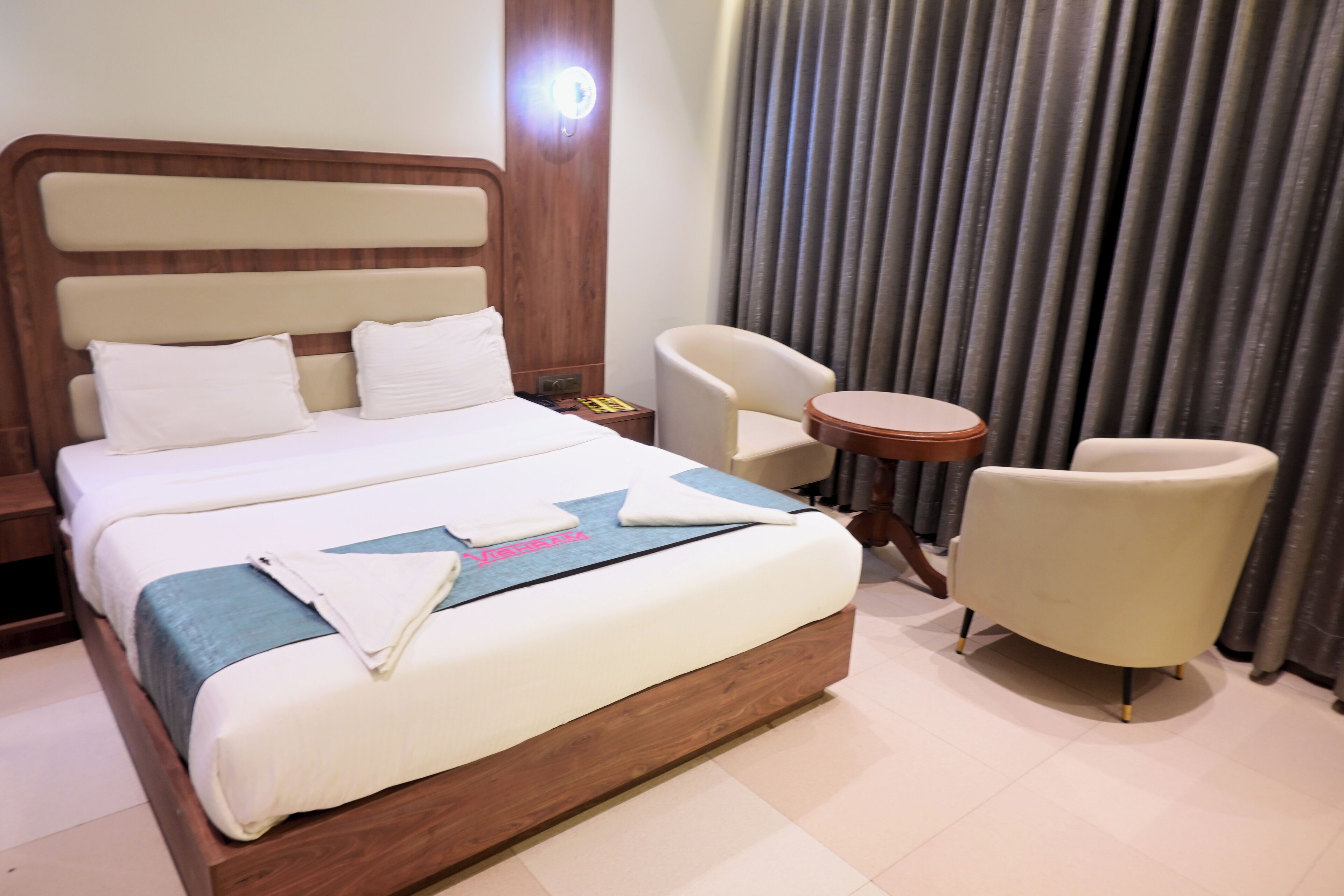 デラックス ルーム | WiFi (無料)