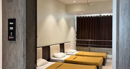 Vishram Executive Rooms