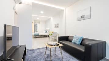 Studio | Living area