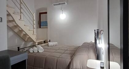 Apartment 'Nuraghe Cae' with Private Terrace, Wi-Fi and Air Conditioning