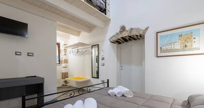 Apartment 'Nuraghe Cae' with Private Terrace, Wi-Fi and Air Conditioning