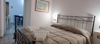 Bed and Breakfast 'Camera Nuraghe Ruggiu' with Private Terrace, Wi-Fi and Air Conditioning
