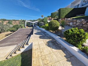 Property grounds - Terras Novas Village Paradise offers Sea Views and located in Patroves Albufeira (Albufeira)