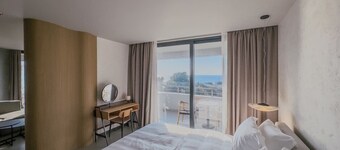 Zins Luxury Rooms 06