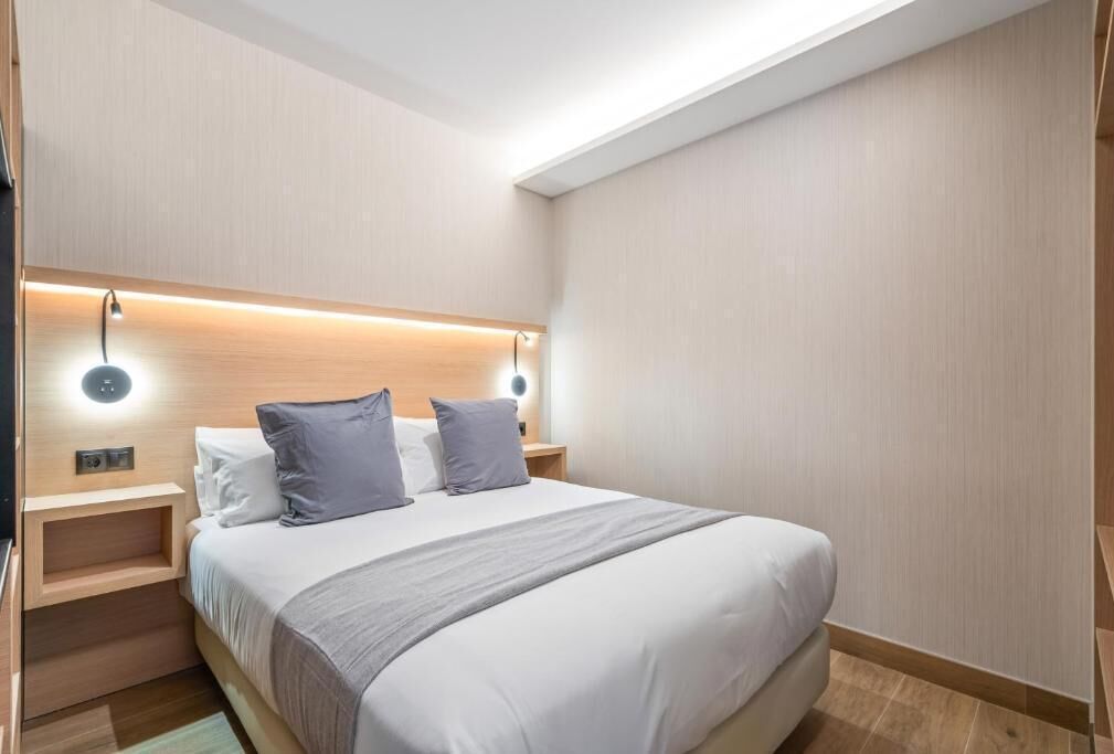 مكواة/لوح كي وواي فاي مجانًا