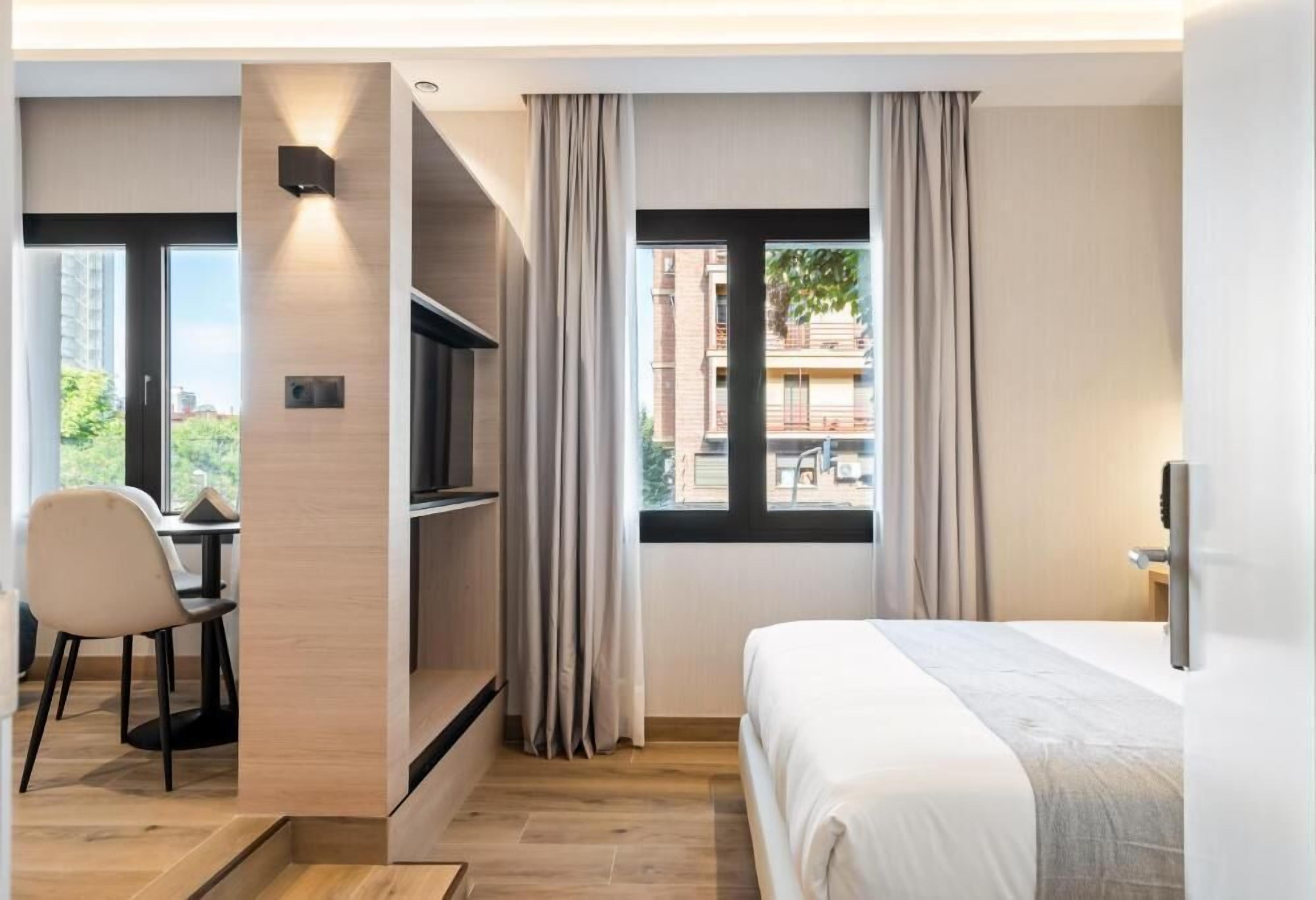 Standard Studio, Refrigerator | Iron/ironing board, free WiFi