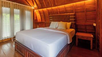 Classic Villa, 2 Bedrooms