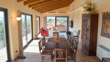 Appartamento, balcone | Interni