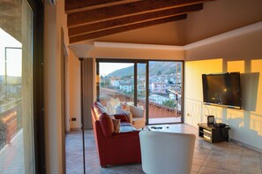 Apartment, Balcony | Living area - Panoramic Apartment near Gubbio (Sigillo)