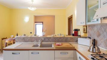 Appartamento, balcone | Cucina privata