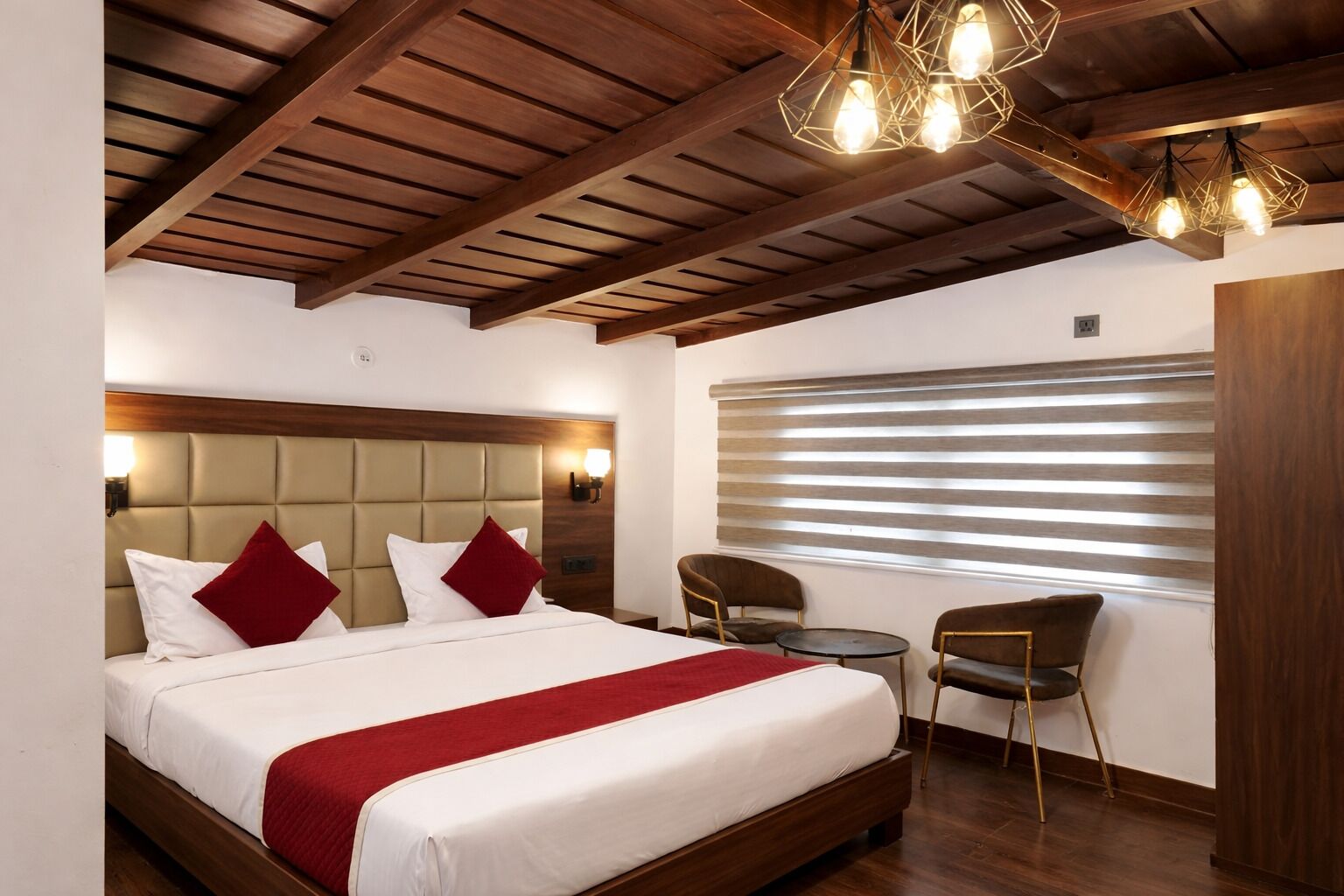 Superior Double Room | Free WiFi, bed sheets