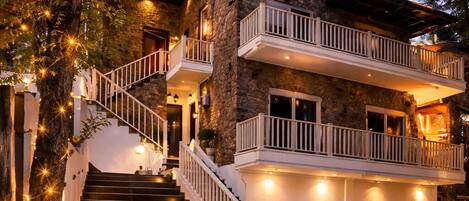 Fachada de la propiedad