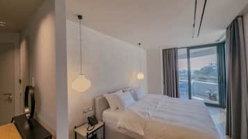 Skrivebord, strygejern/strygebræt, weekendseng, Wi-Fi