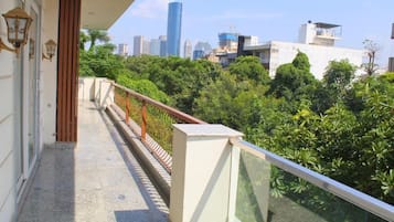 Standard Single Room, Balcony | Property grounds