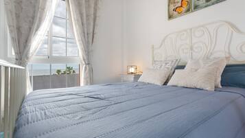 2 dormitoris, planxa i posts de planxar, wifi i roba de llit