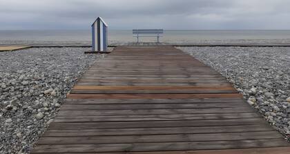 Holiday Home 'Les Coquelicots En Baie De Somme' with Private Terrace, Private Garden and Wi-Fi