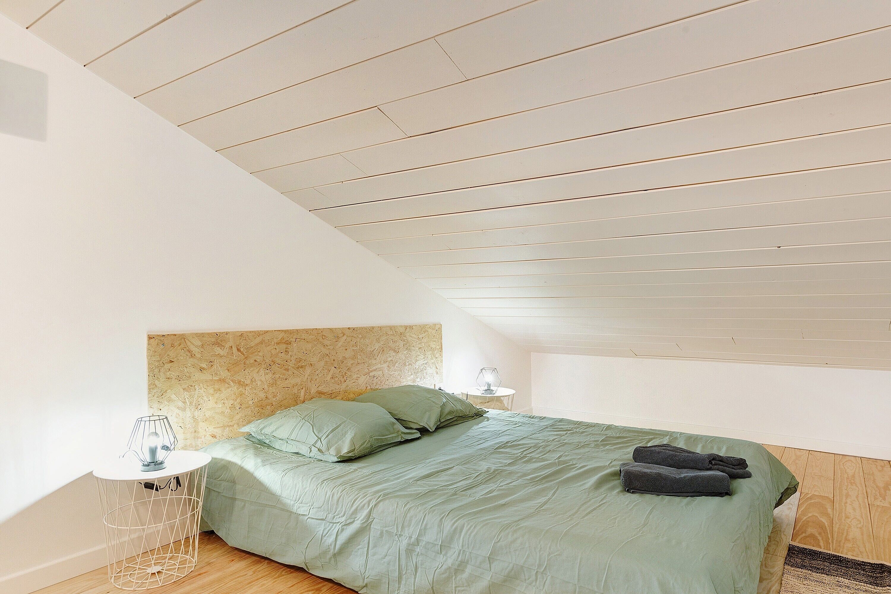 Strykejern/-brett, wi-fi og sengetøy