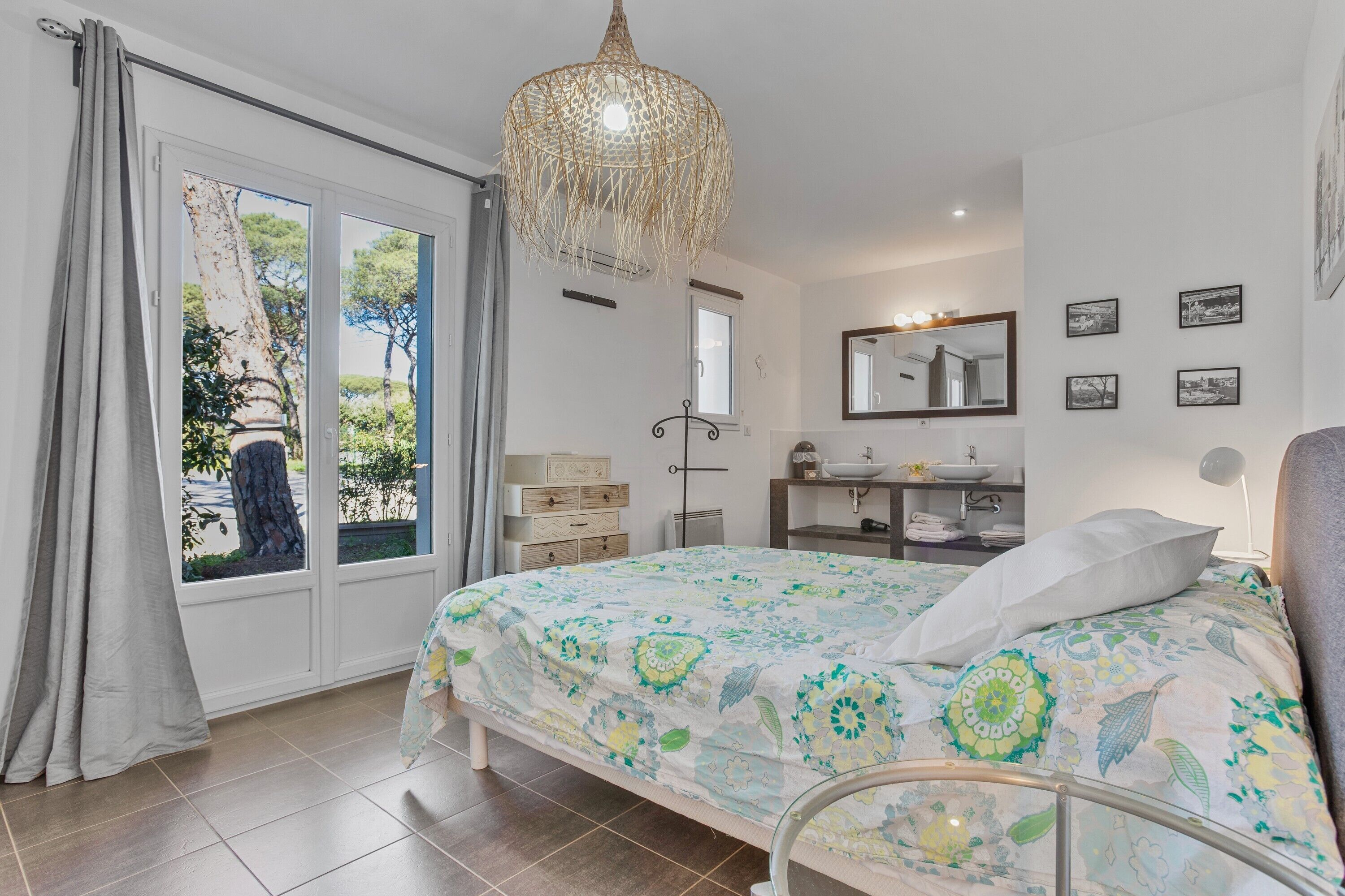 2 quartos, ferros/tábuas de passar roupa, Wi-Fi