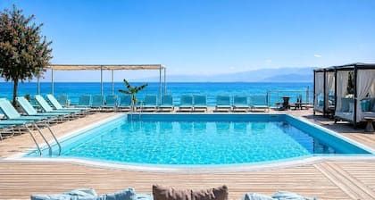 Agnes Beach Hotel Apartments